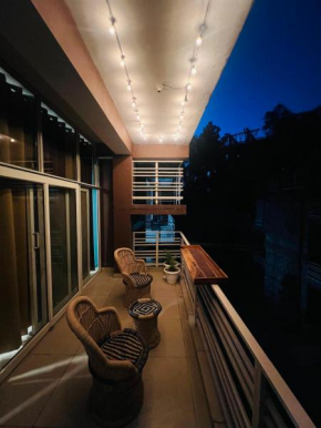 Luna & Sol 2BHK